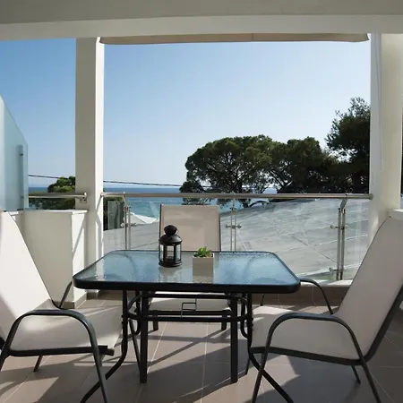 Vertigo Seaside Aparthotel *