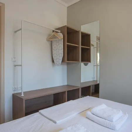 Vertigo Seaside 아파트호텔 니키티