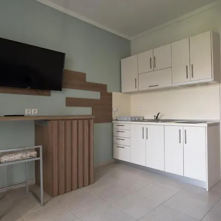 Vertigo Seaside 니키티