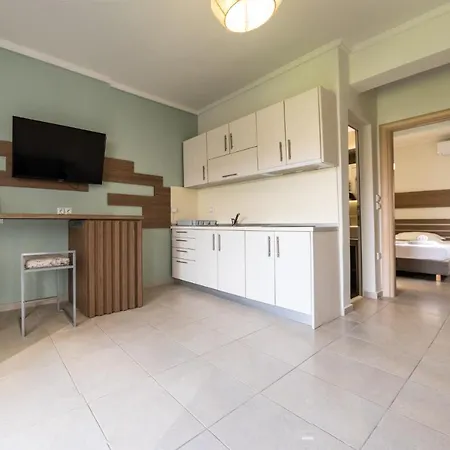 Vertigo Seaside 3* 니키티