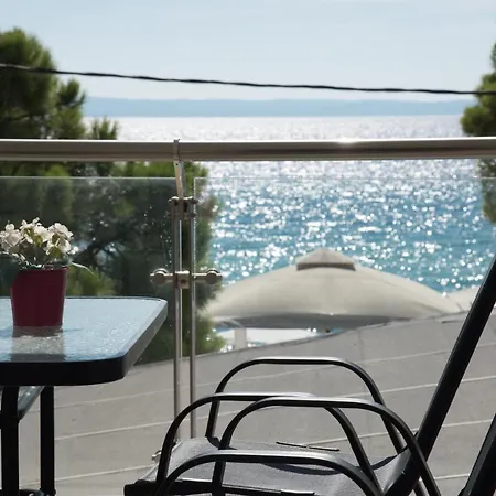 Vertigo Seaside 4*