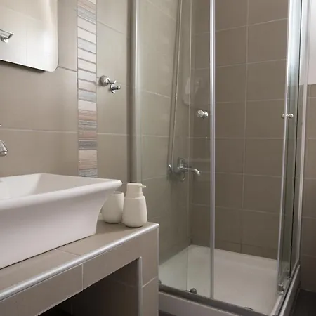 Vertigo Seaside 아파트호텔 3*